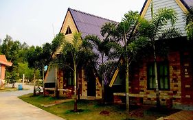 Hiso Resort